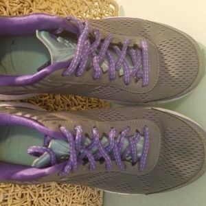 Fila Womens Running/Walking Shoes Breathable Mesh